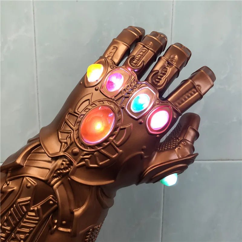 Gant lumineux Avengers – Iron Man & Thanos | LED – Adulte & Enfant
